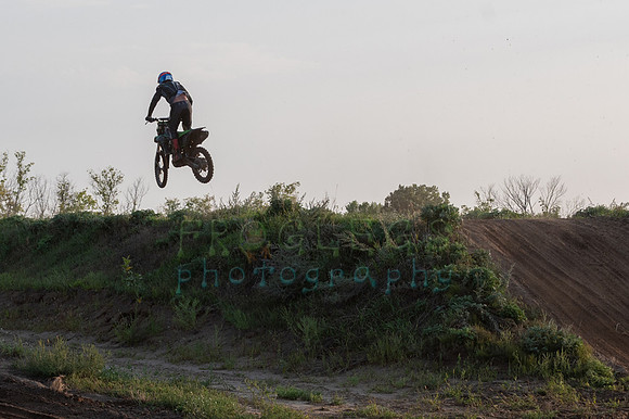 FRG_7573