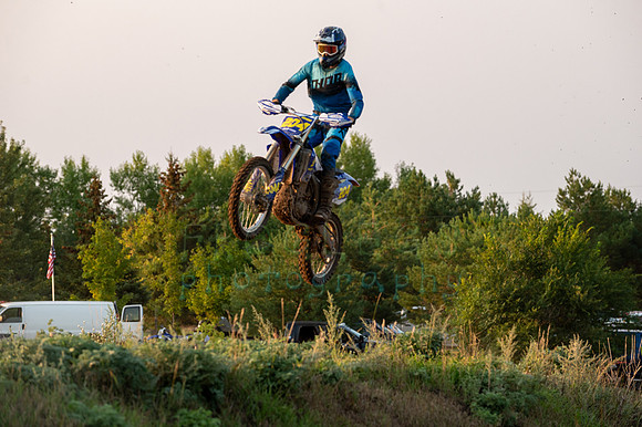 FRG_7704