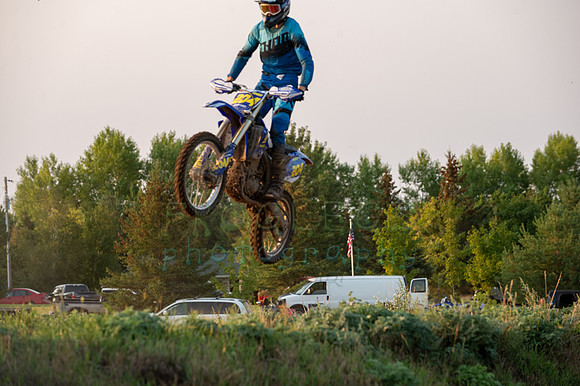 FRG_7708